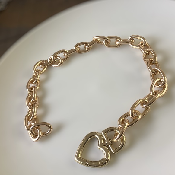 - 🌸Chunky Chainlink  Choker Necklace SilverTone - Picture 6 of 9